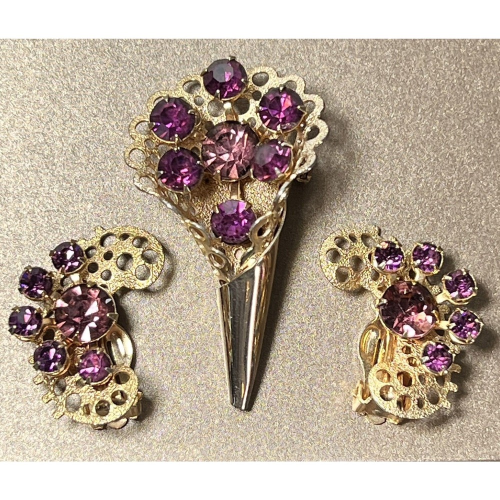 Vtg Purple Flower Brooch & Earrings‎ Set Bouquet Gold Pin Rhinestones Retro Glam